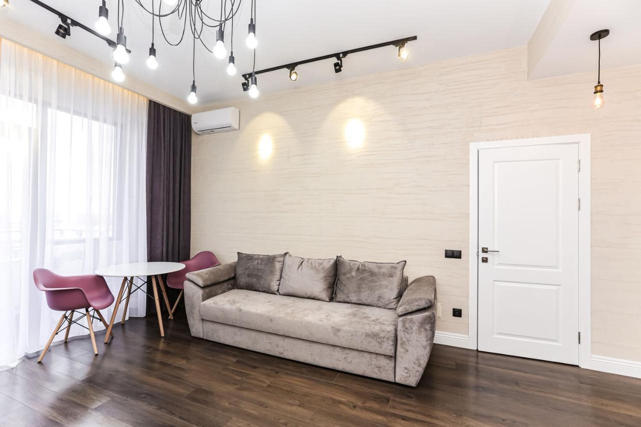 Double Skyhouse Exclusive Apartments Kišiněv Exteriér fotografie