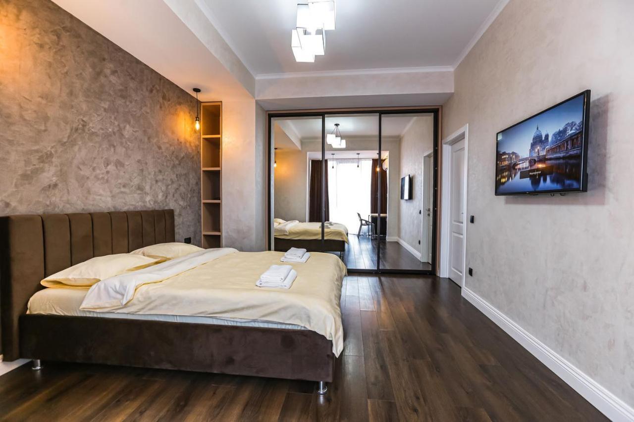 Double Skyhouse Exclusive Apartments Kišiněv Exteriér fotografie